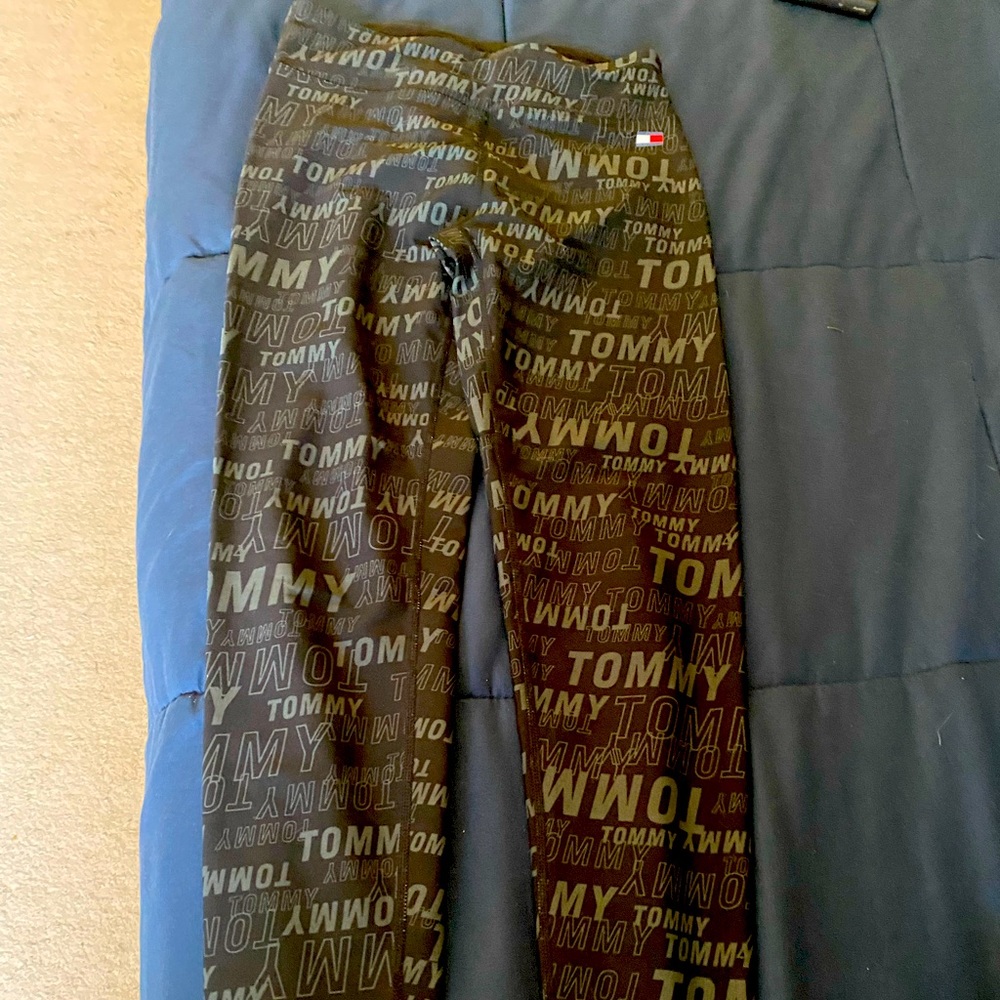Tommy Hilfiger black print leggings